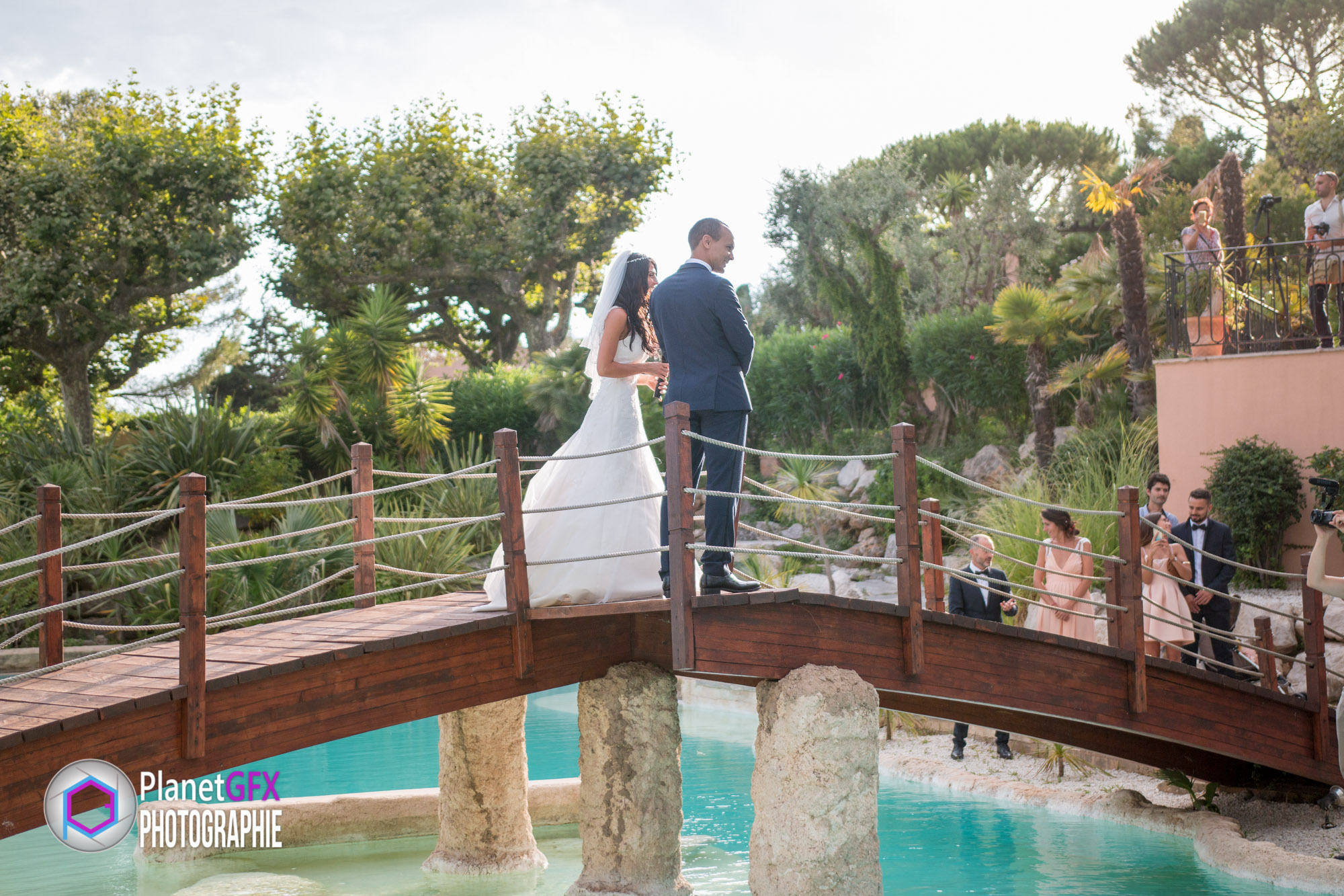 Le Mariage de Léa et Sélim, animations et soirée à la villa, Mougins, Photographie et Film de Mariage, PlanetGFX