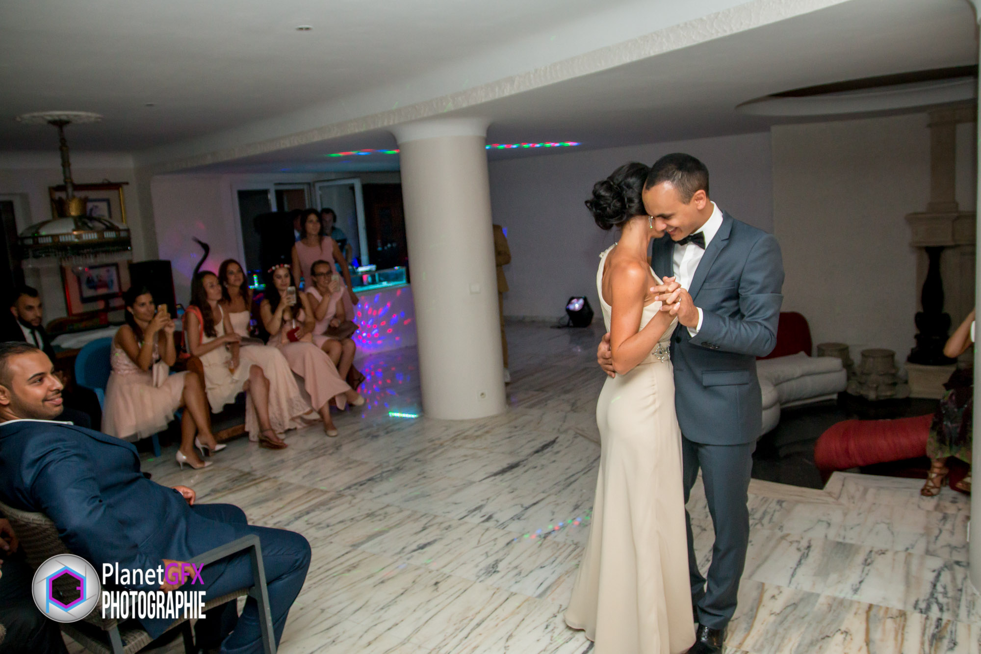 Le Mariage de Léa et Sélim, animations et soirée à la villa, Mougins, Photographie et Film de Mariage, PlanetGFX