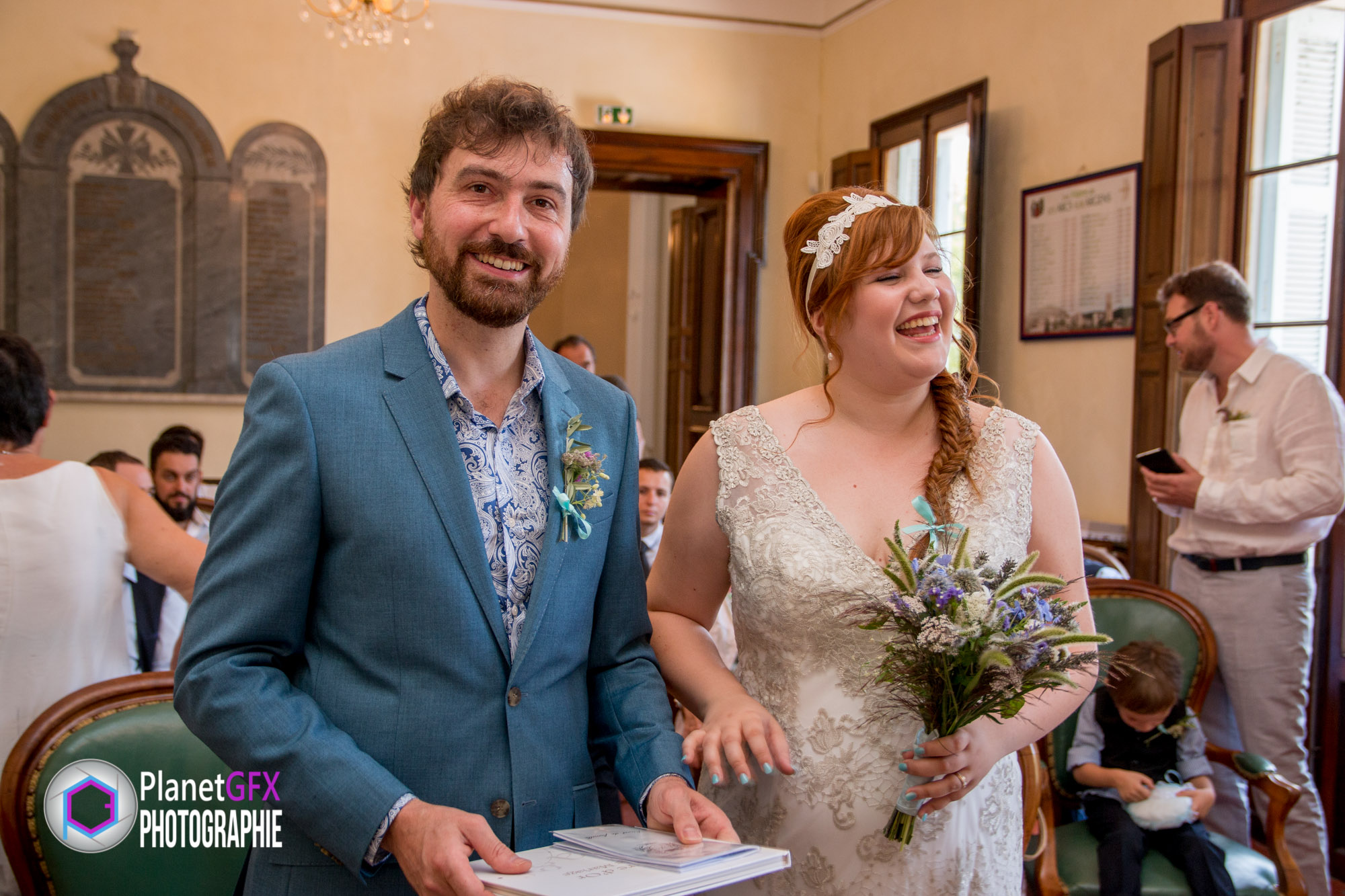 Le Mariage de Maïté et Xavier, cérémonie civile mairie des Arcs sur Argens, Provence, Photographe Mariage, PlanetGFX