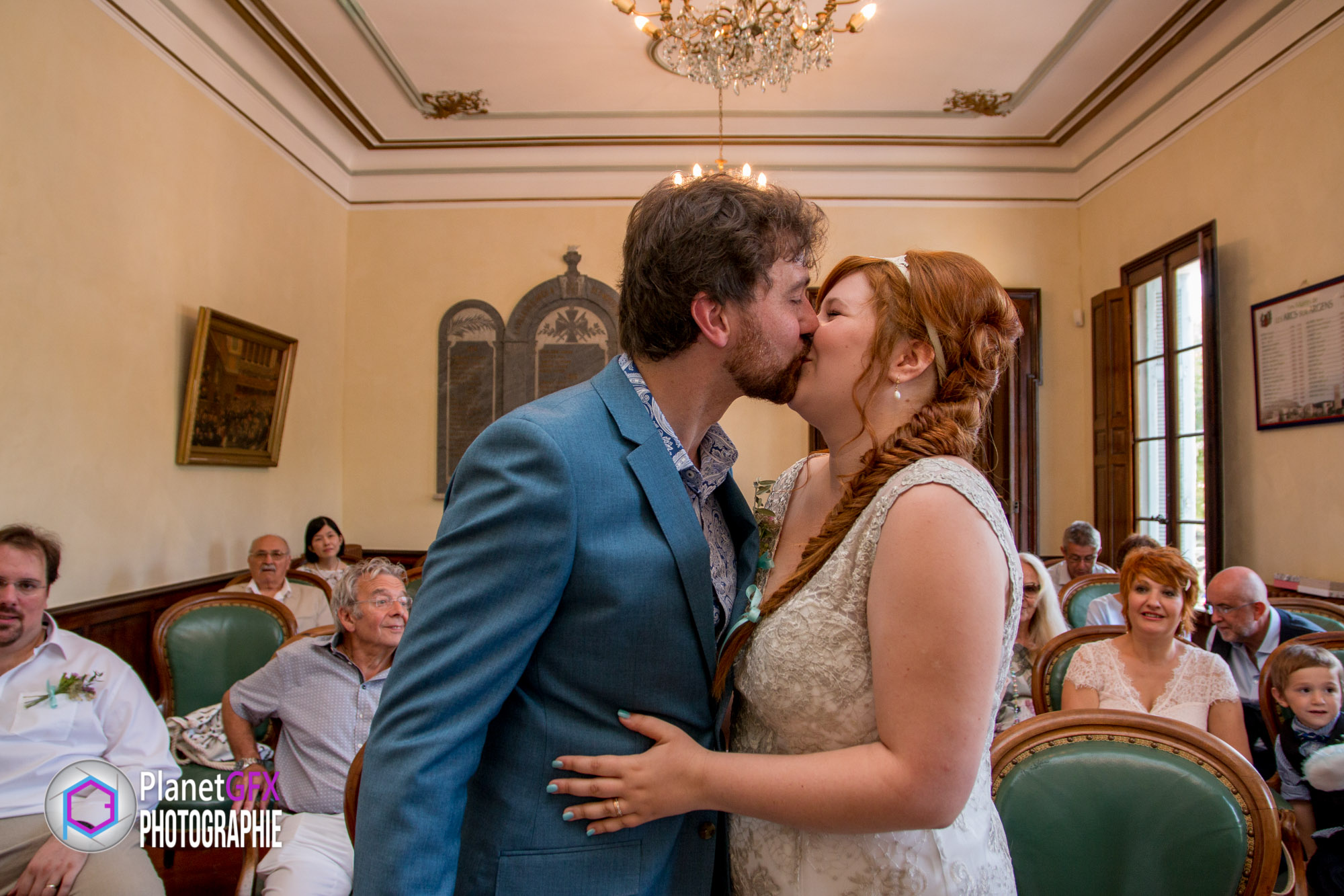 Le Mariage de Maïté et Xavier, cérémonie civile mairie des Arcs sur Argens, Provence, Photographe Mariage, PlanetGFX