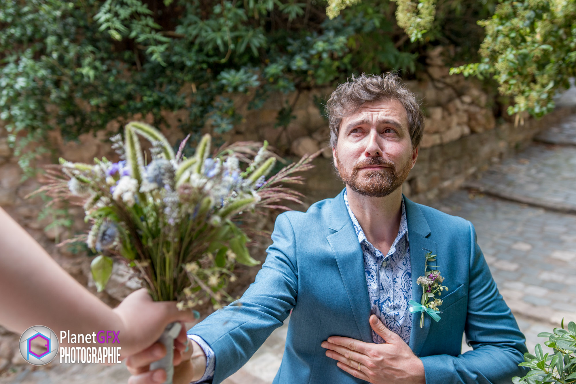 Le Mariage de Maïté et Xavier, romance au coeur du village médiéval provençal des Arcs sur Argens, Provence, Photographe Mariage, PlanetGFX