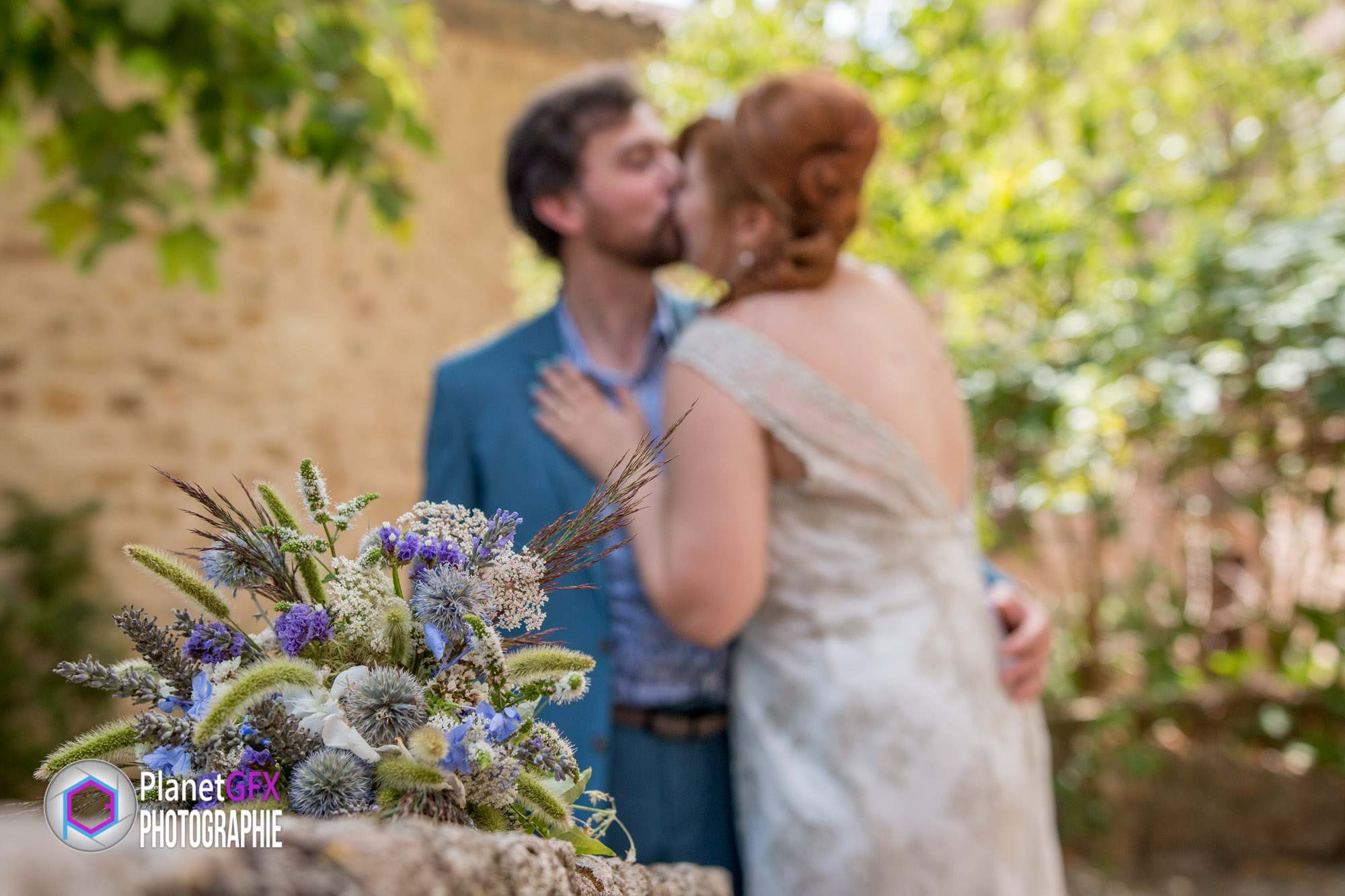 Le Mariage de Maïté et Xavier, romance au coeur du village médiéval provençal des Arcs sur Argens, Provence, Photographe Mariage, PlanetGFX