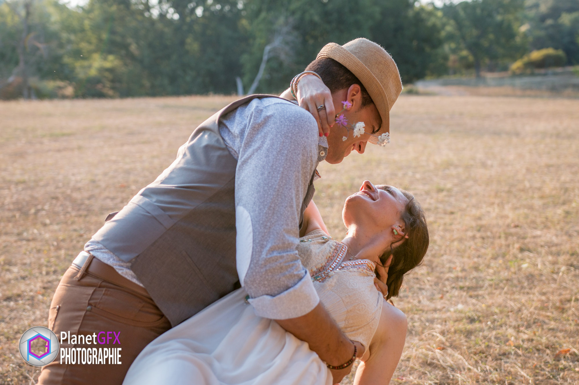 Le Mariage surprise d'Aurélie et Rémi, romance bohême au domaine des courmettes, Tourettes sur Loup, Photographe Mariage, PlanetGFX