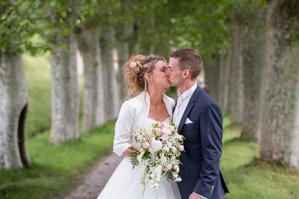 C+R Photo Mariage Couple Romantique Champêtre, Château La Penne, Alpes Maritimes